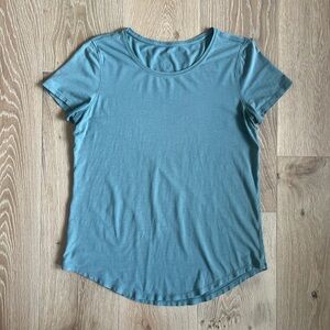 Lululemon Love Crew III Short Sleeve Shirt